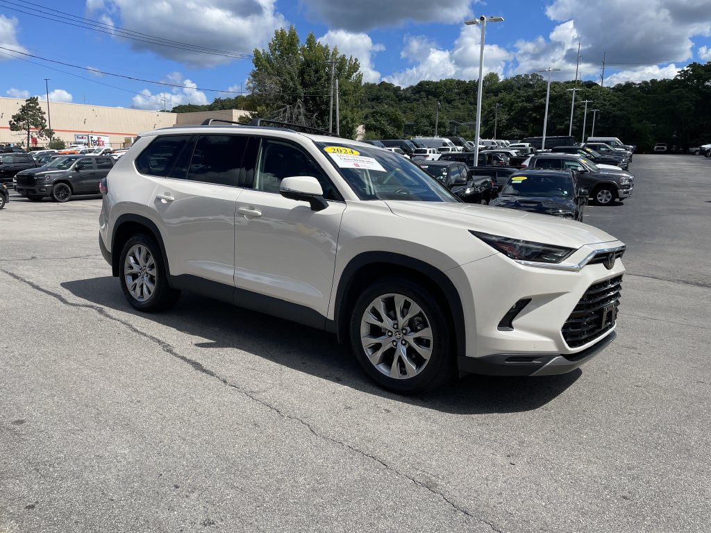 Used 2024 Toyota Grand Highlander SUV