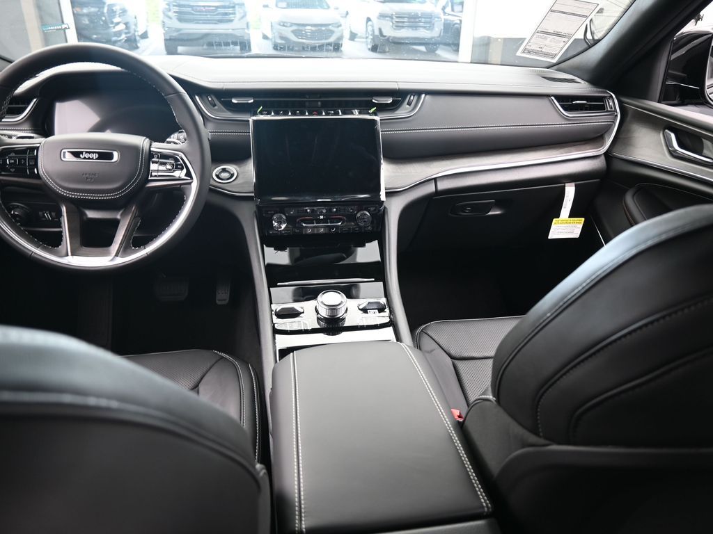 2025 Jeep Grand Cherokee L Overland - Photo 33