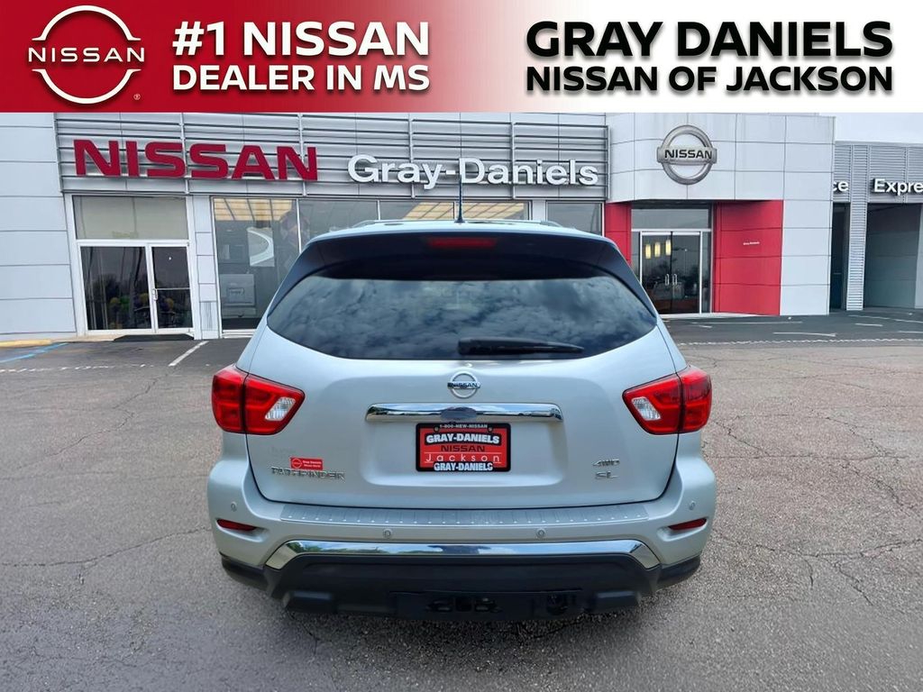 Used 2017 Nissan Pathfinder SUV