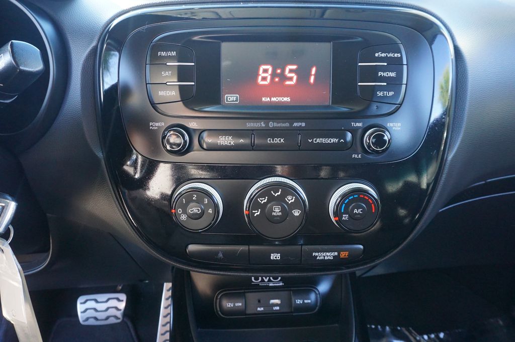 2015 Kia Soul Exclaim 19