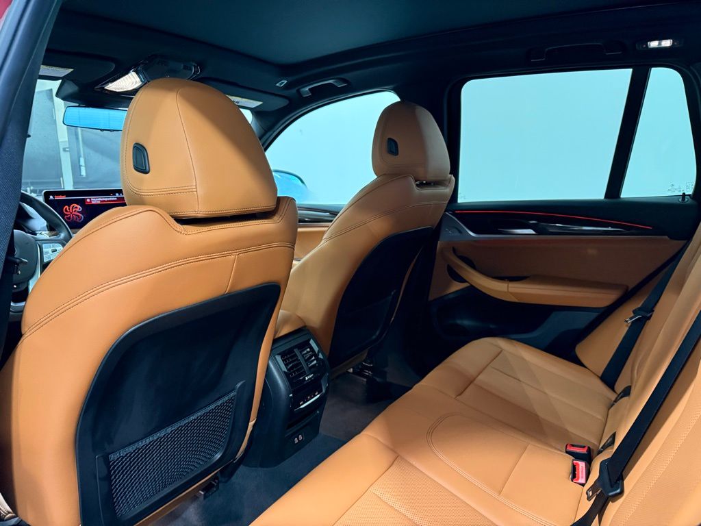 Thumbnail: 2022 BMW X3 - 21