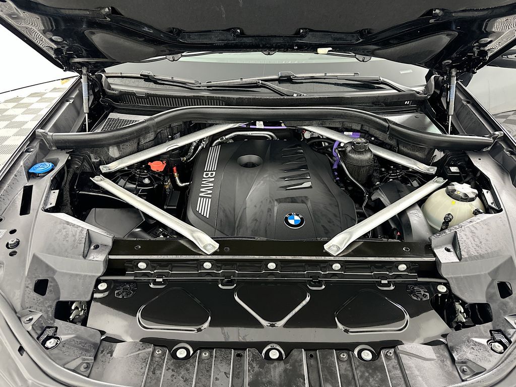 Thumbnail: 2025 BMW X5 - 30
