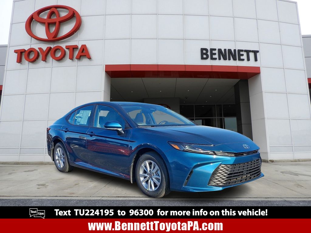 2026 Toyota Camry LE FWD