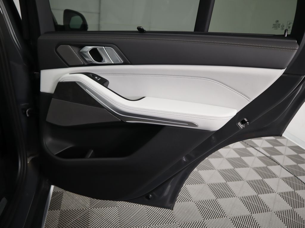 2026 BMW X5 sDrive40i 28