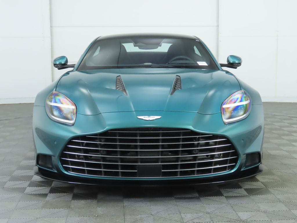 Thumbnail: 2025 Aston Martin Vanquish - 2