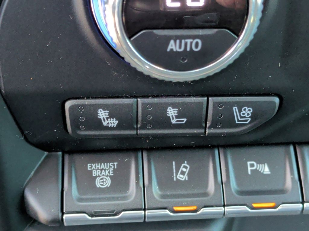 2022 GMC Sierra 2500HD Denali Black at AutoSavvy Houston Northwest