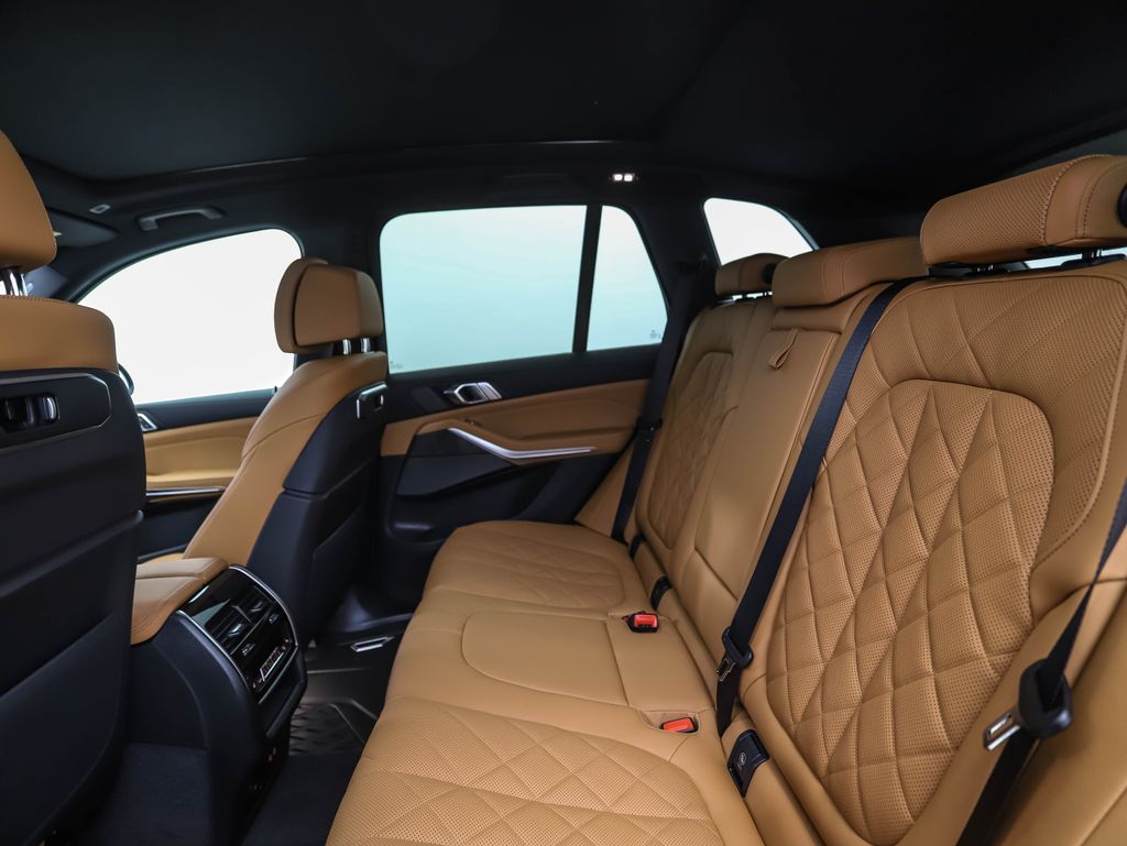 Thumbnail: 2026 BMW X5 - 22