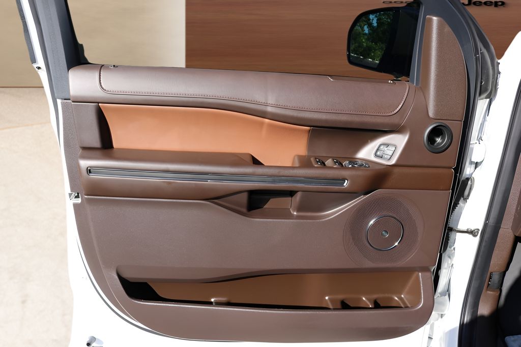 Used Car 2024 Ford Expedition  King Ranch For Sale Under $70,000 In Austin, Texas