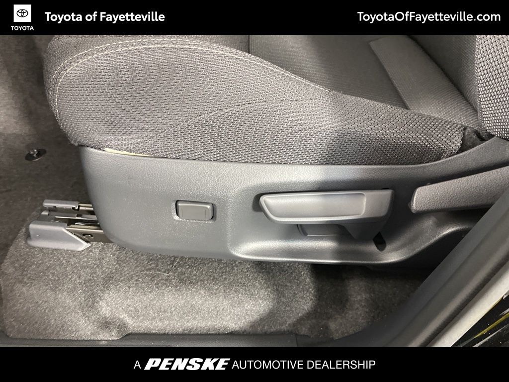 Thumbnail: 2025 Toyota 4Runner - 23