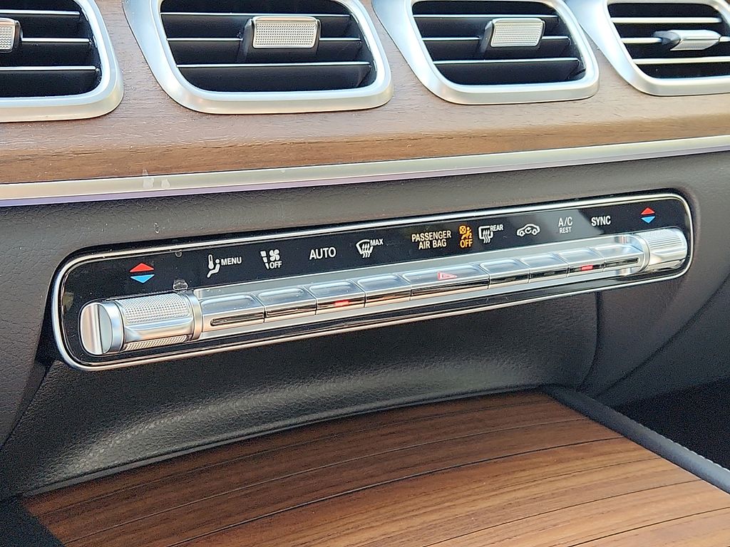 Thumbnail: 2025 Mercedes-Benz GLE - 15