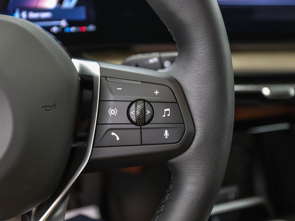 Thumbnail: 2026 BMW X1 - 13