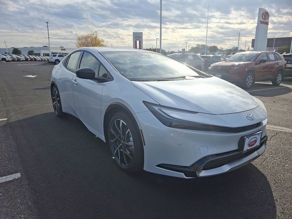 2024 Toyota Prius Prime XSE 2