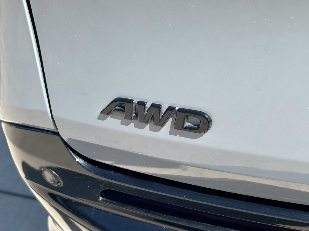 Used 2024 Toyota Sienna Van