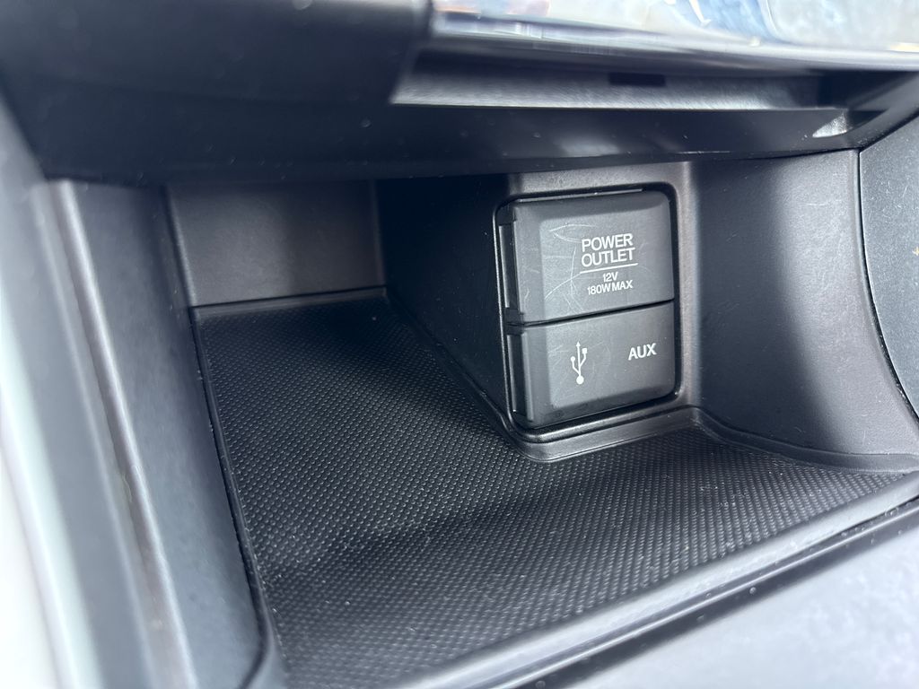 Used 2014  Honda EX-L image 21