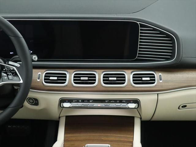 Thumbnail: 2026 Mercedes-Benz GLE - 15