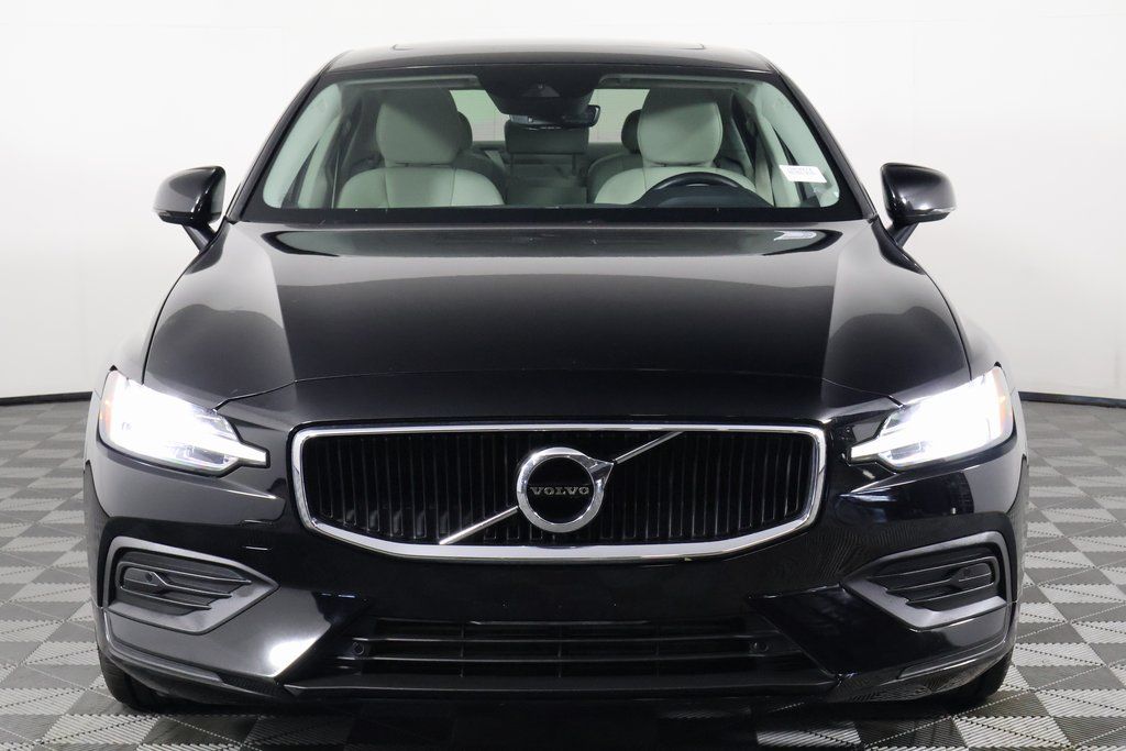Thumbnail: 2020 Volvo S60 - 2