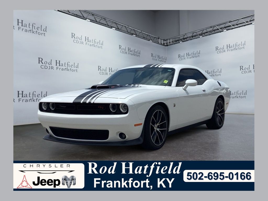  2018 Dodge Challenger R/T Scat Pack RWD   