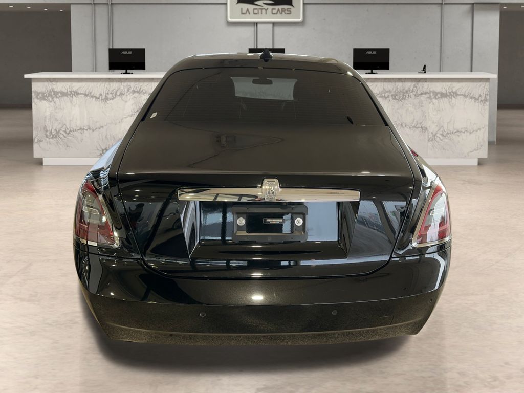 View vehicle photo 4