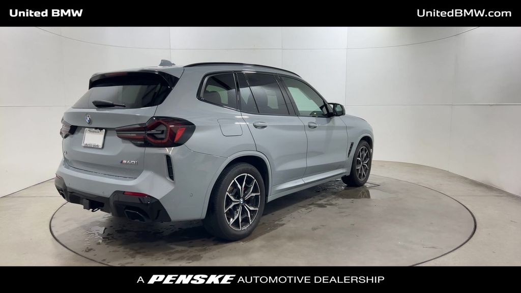 2022 BMW X3 M40i 8