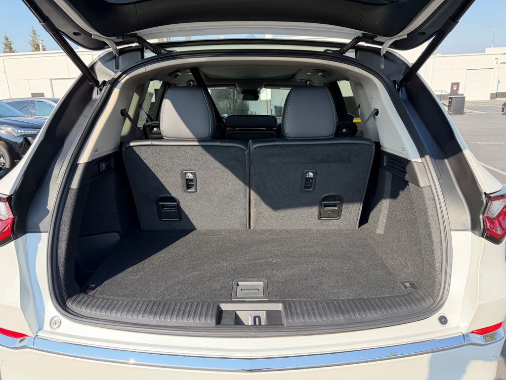 Thumbnail: 2026 Acura MDX - 32