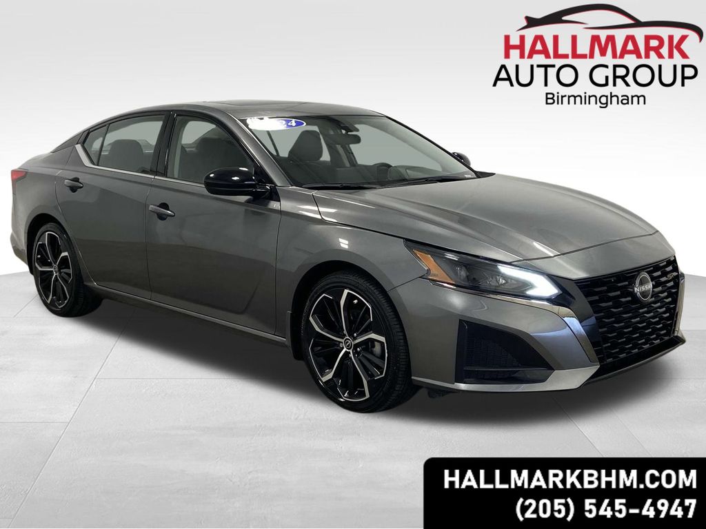 2024 Nissan Altima 2.5 SR