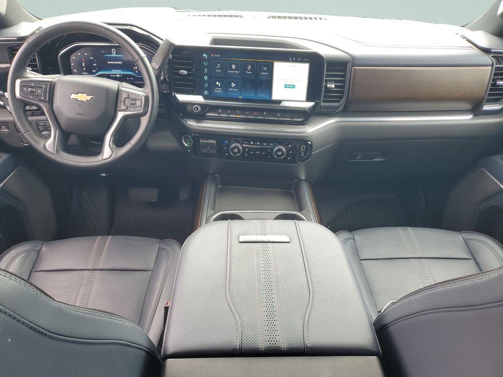 Used 2024 Gray Chevrolet High Country image 11