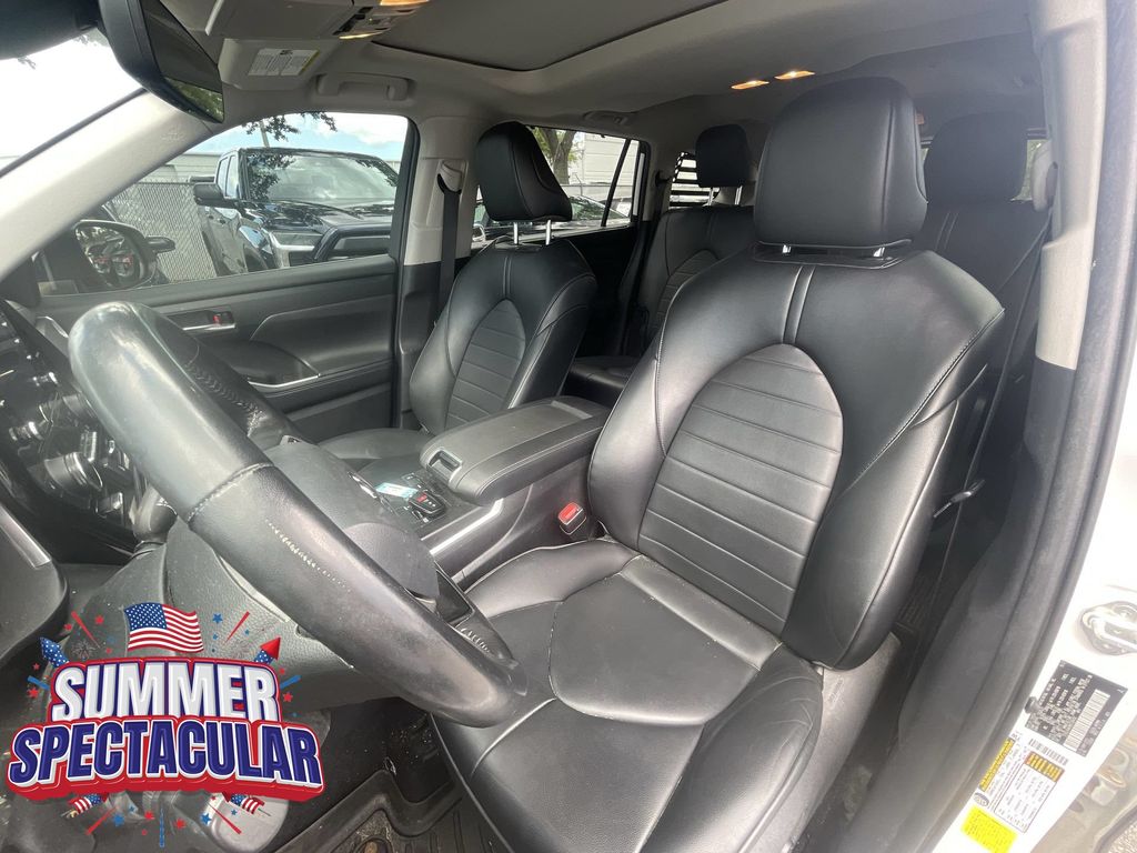 Used 2022 Toyota Highlander SUV