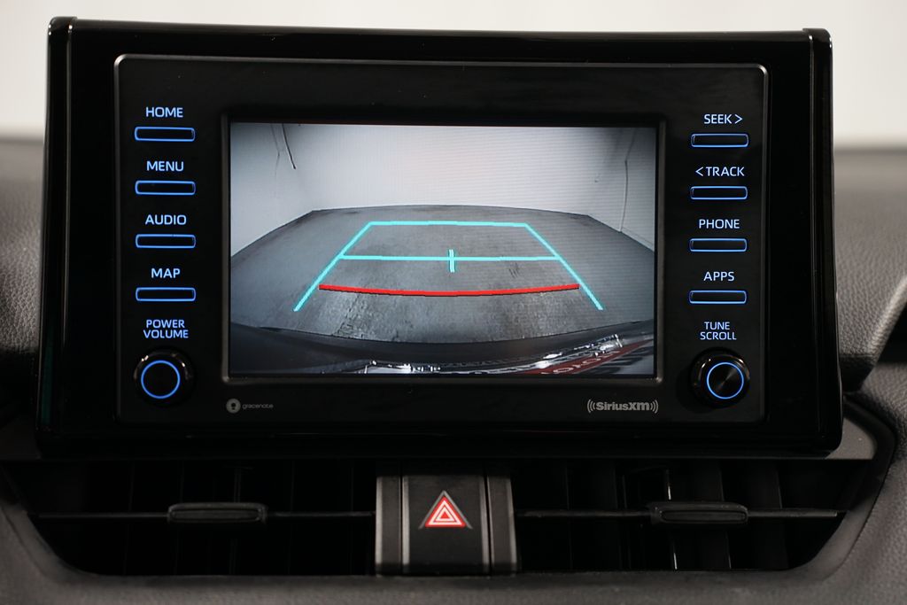 2021 Toyota RAV4 LE 18