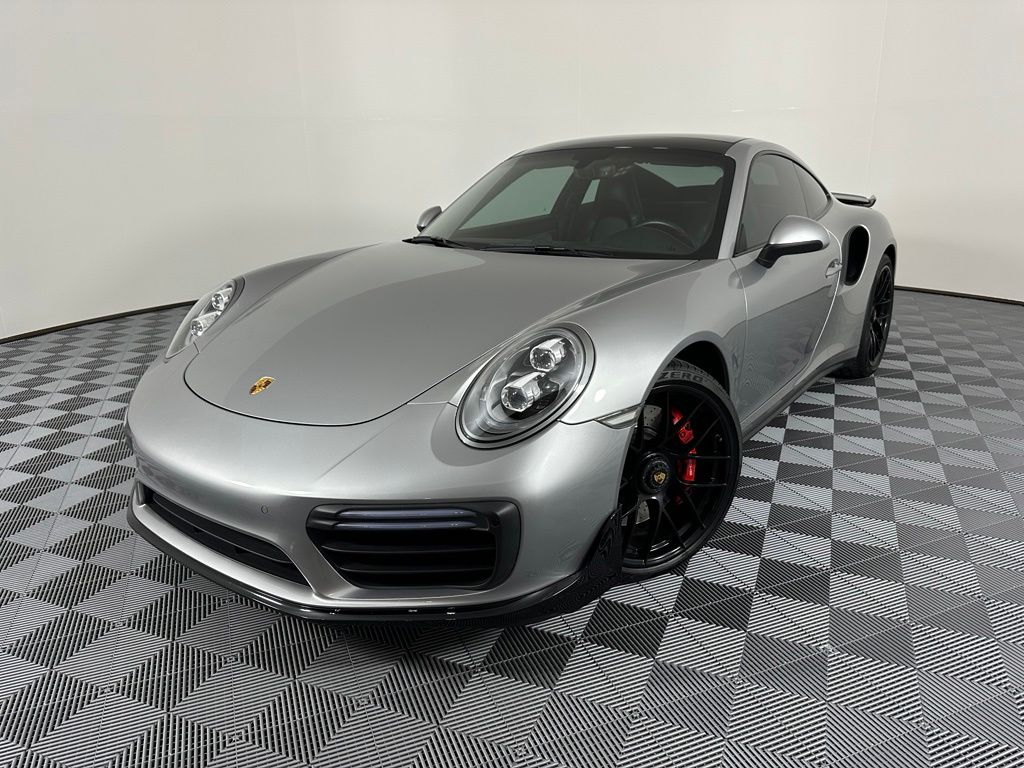 Thumbnail: 2019 Porsche 911 - 1