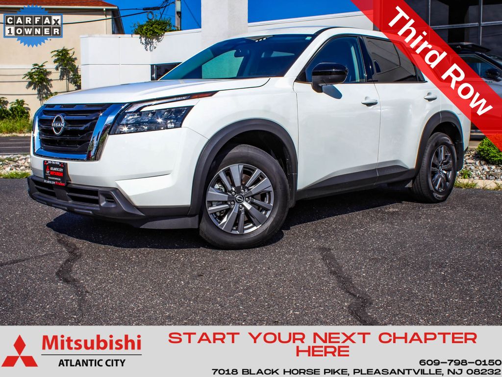 Glacier White 2025 Nissan Pathfinder SUV / Crossover All-Wheel Drive 9-Speed Automatic