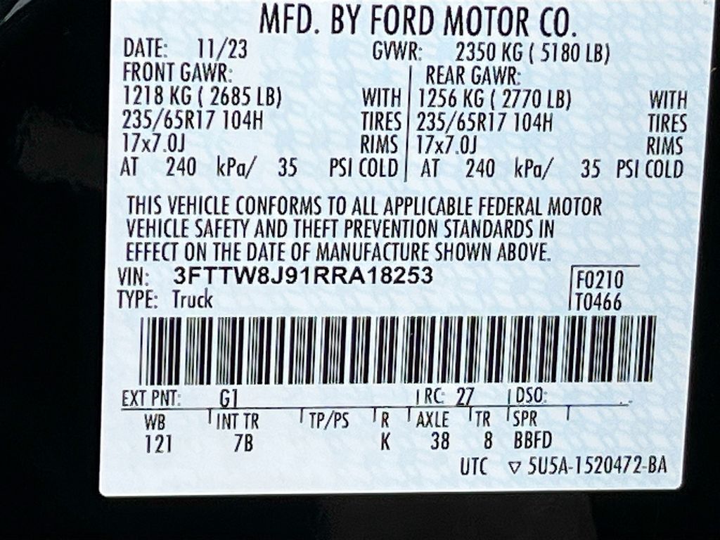 Used 2024 Black Ford XLT image 27