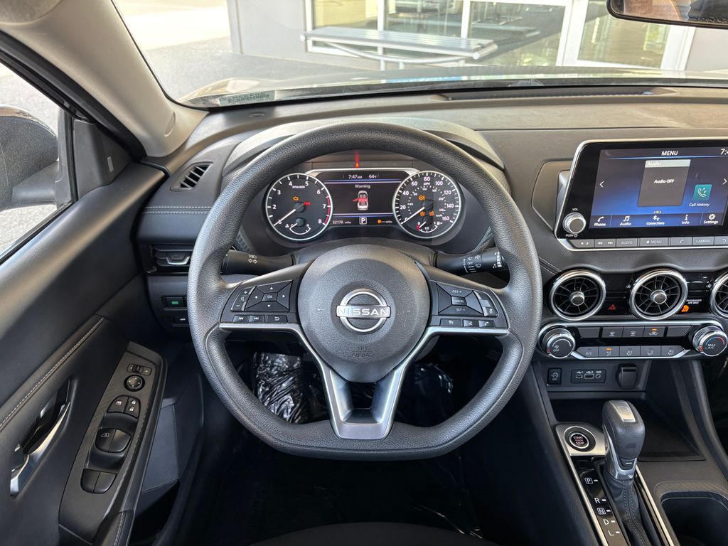 Thumbnail: 2025 Nissan Sentra - 10
