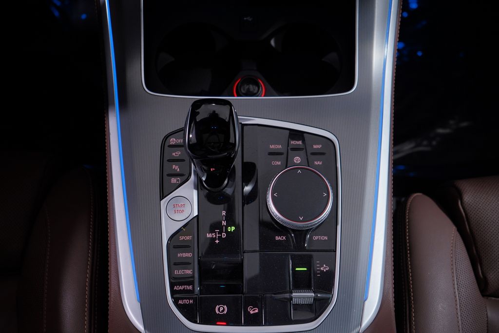 Thumbnail: 2022 BMW X5 - 14