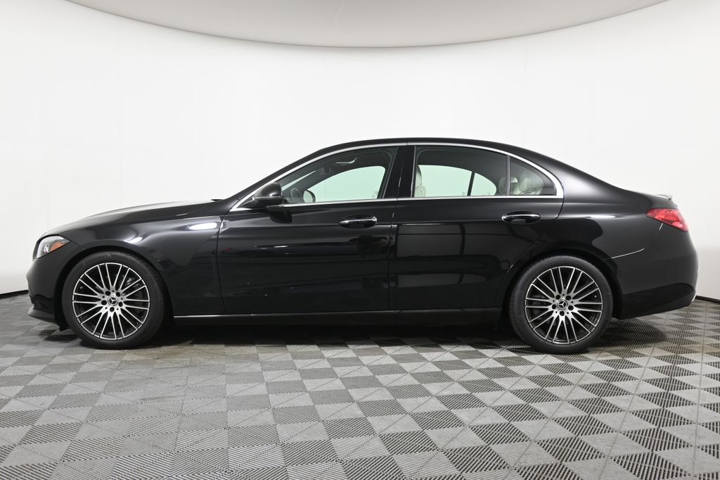 Thumbnail: 2022 Mercedes-Benz C-Class - 2