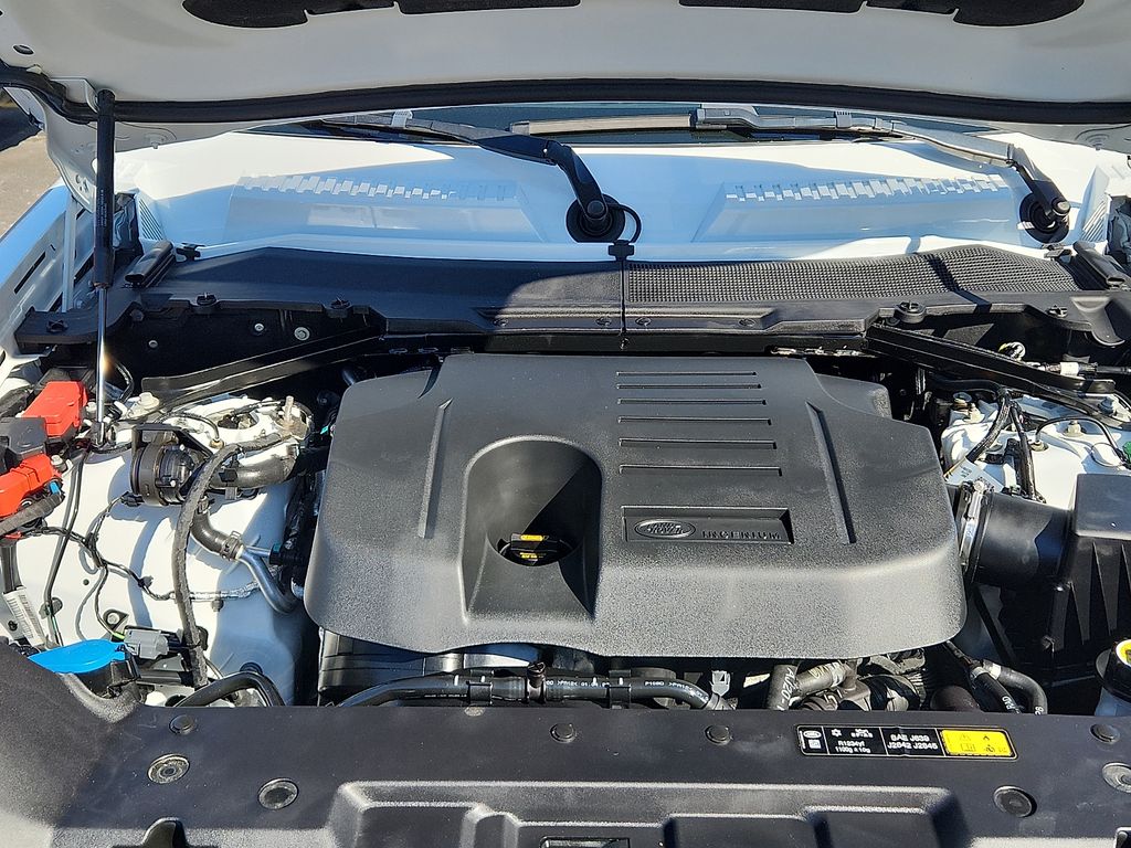 Thumbnail: 2023 Land Rover Defender - 27