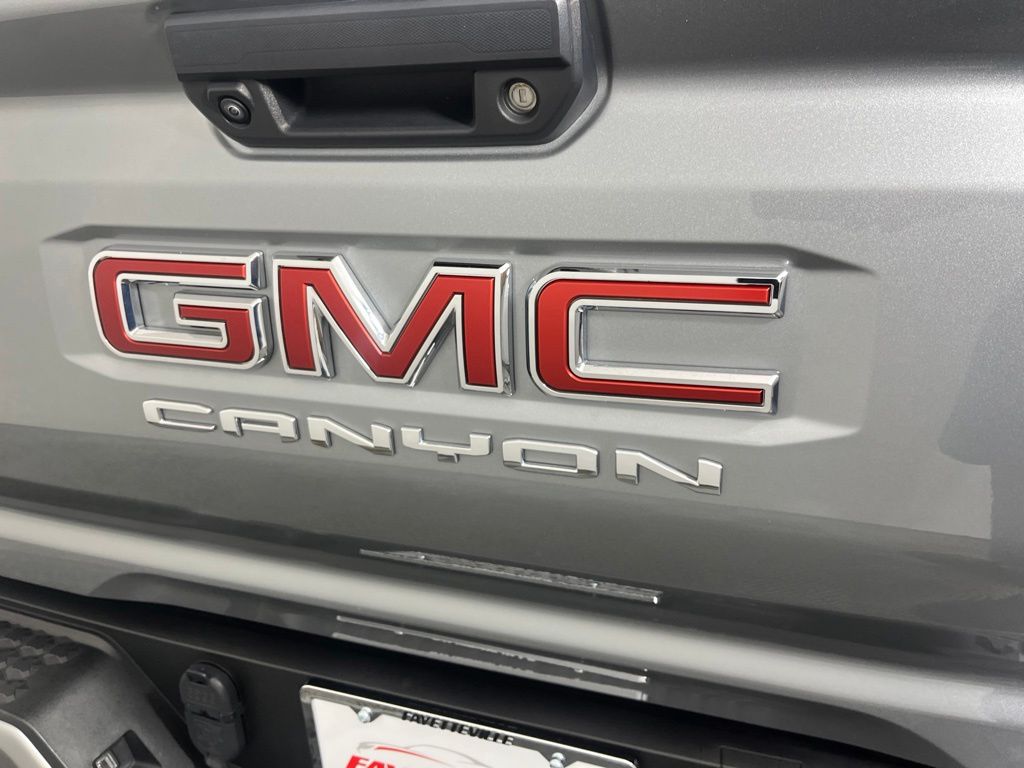 Thumbnail: 2024 GMC Canyon - 4