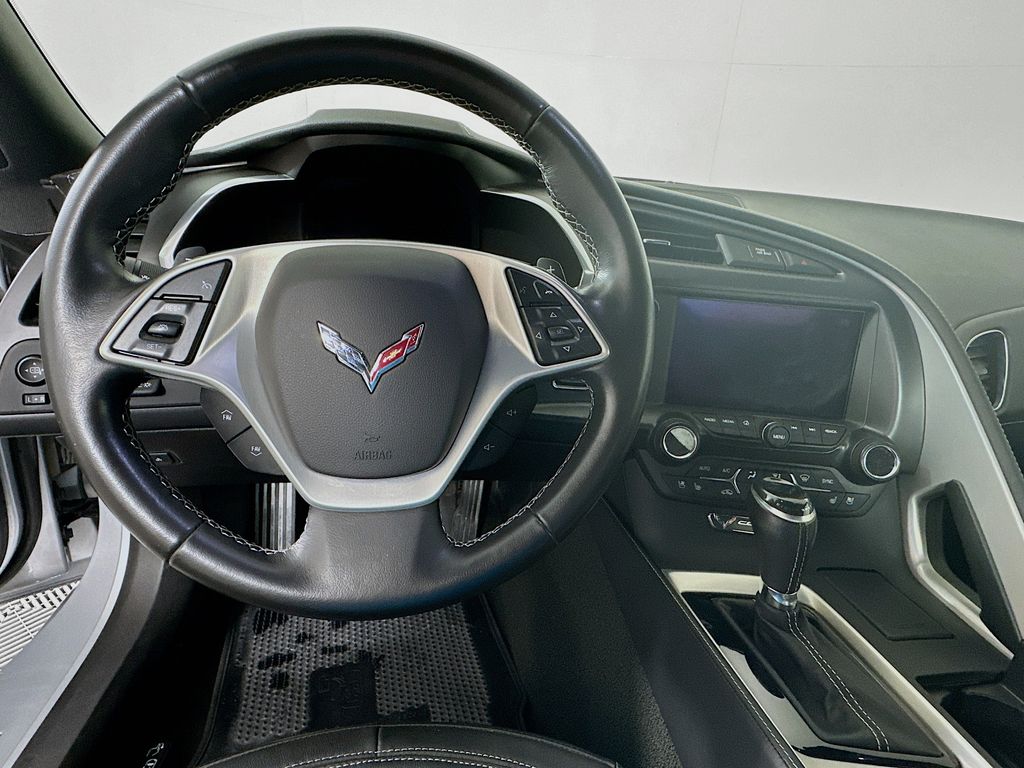 Thumbnail: 2015 Chevrolet Corvette - 11
