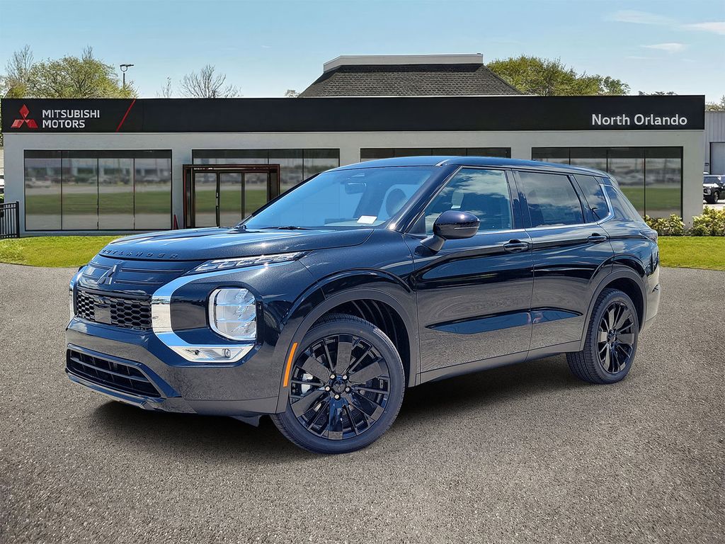 2026 Mitsubishi Outlander LE