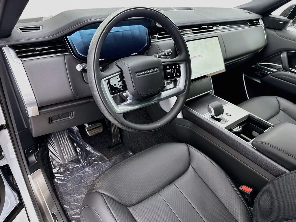 Thumbnail: 2026 Land Rover Range Rover - 9