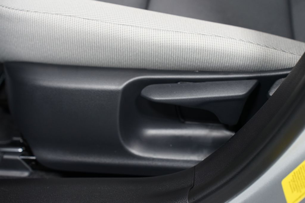 Thumbnail: 2026 Toyota Corolla - 31