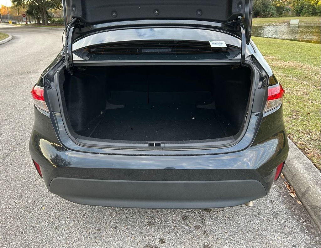 Thumbnail: 2024 Toyota Corolla - 9