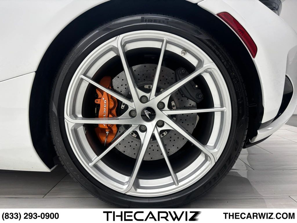 2024 McLaren 750S