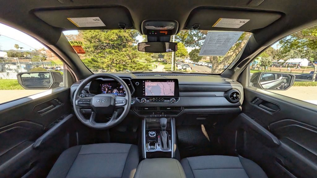 Used 2025 Chevrolet Colorado Trail Boss 4D Crew Cab