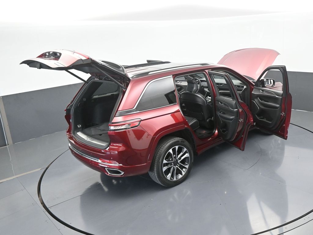 Used 2023 Velvet Red Pearlcoat Jeep Overland image 73