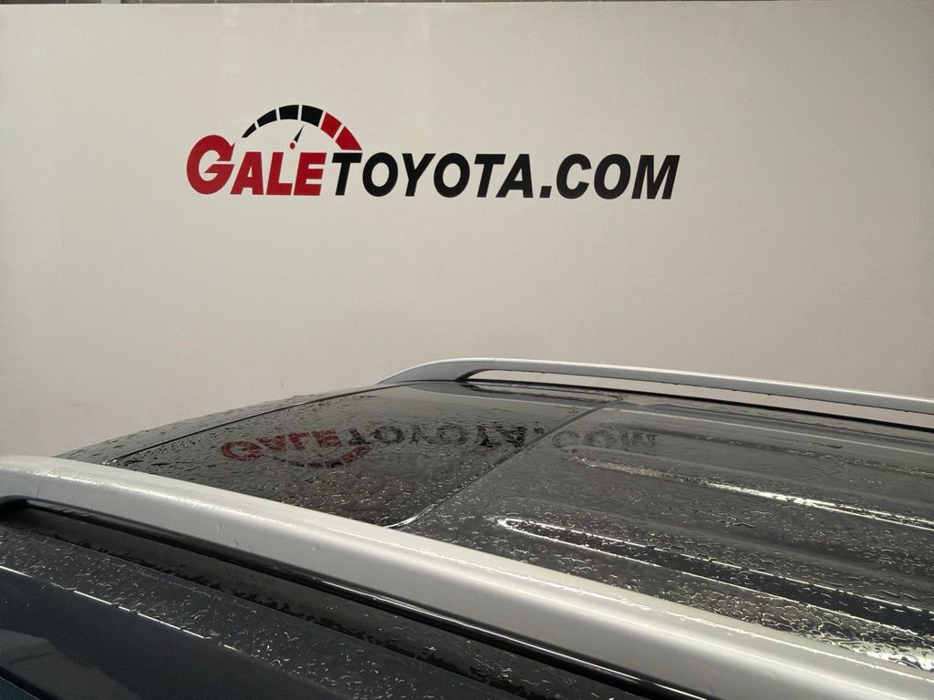 Used 2023 Hyundai Venue SUV