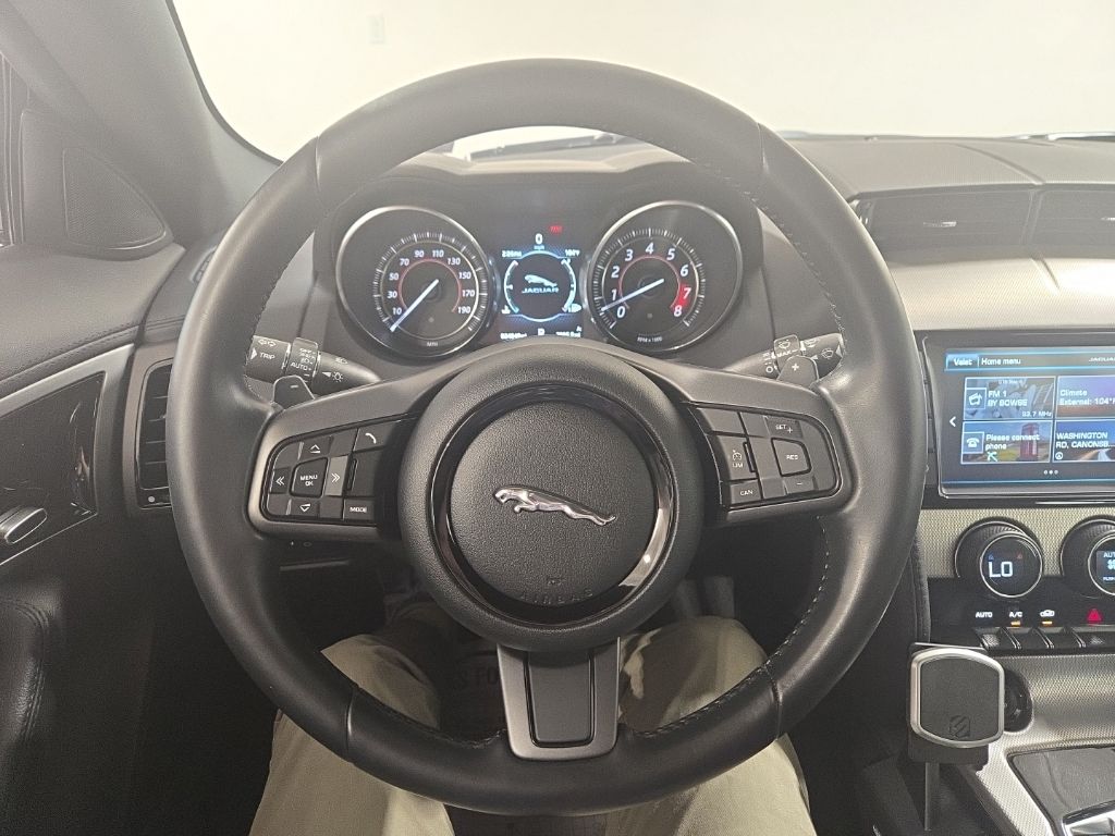 Used 2017 Black Jaguar Base image 10