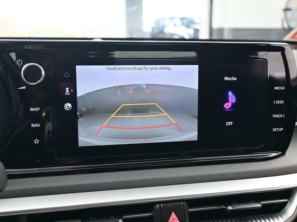 Used 2023 Wolf Gray Kia GT-Line image 18