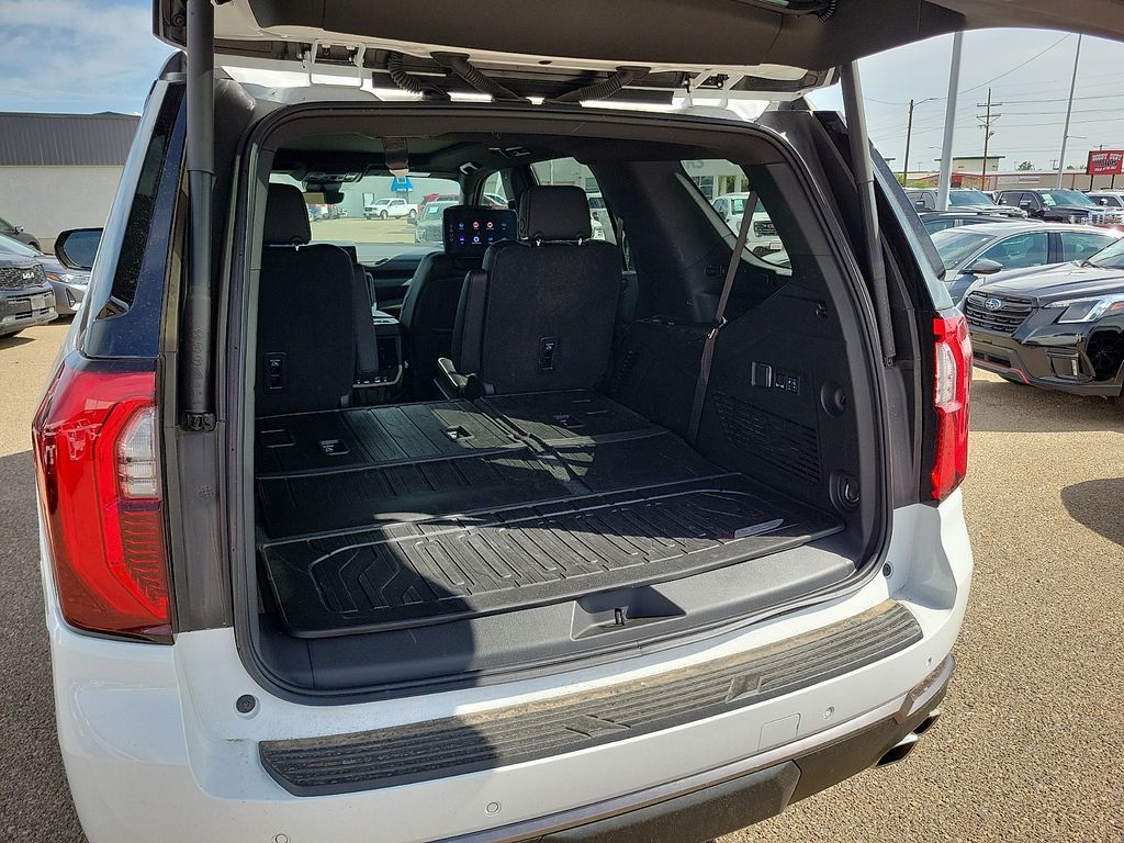 2025 GMC Yukon AT4 Ultimate White at Brown Buick GMC