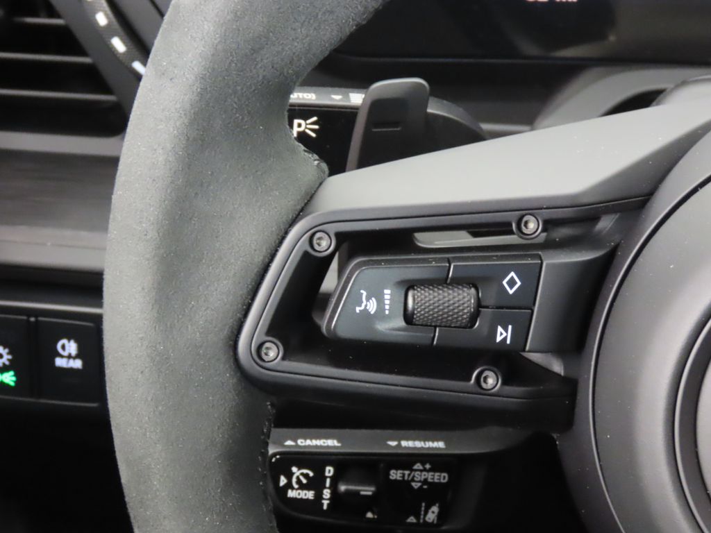 Thumbnail: 2026 Porsche 911 - 20