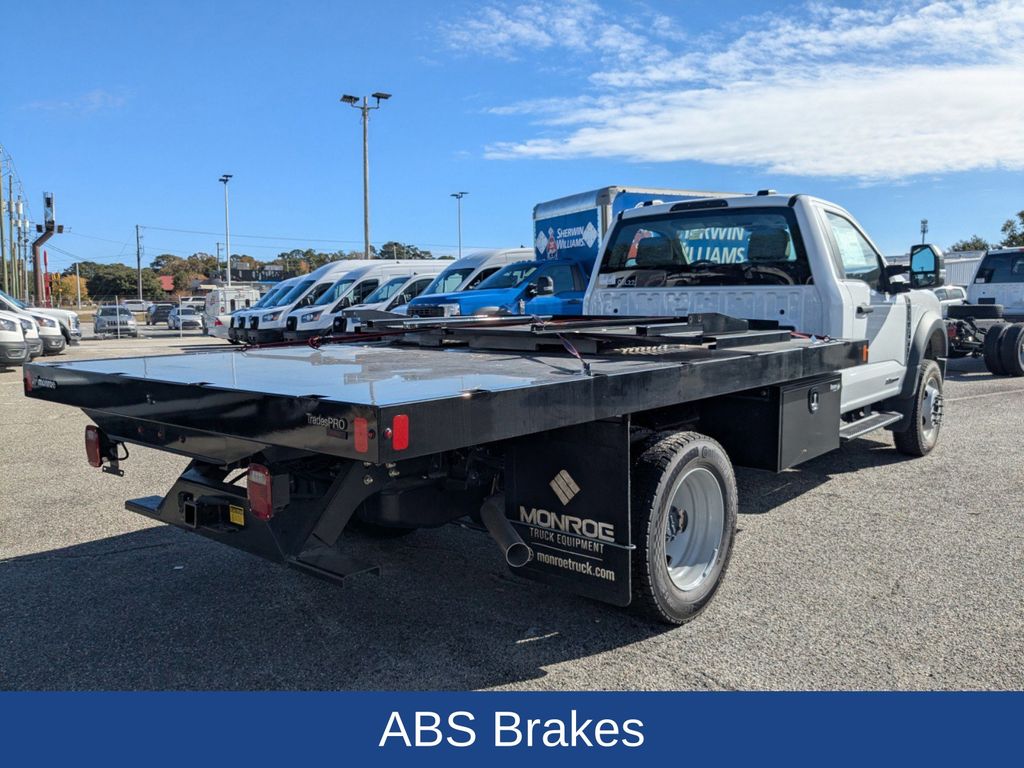 2025 Ford F-550 Chassis XL